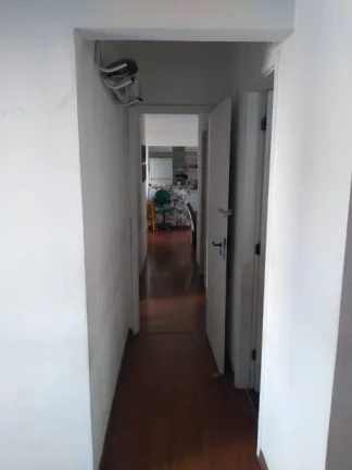 Imagem Um anúncio claro com pontos fortes
