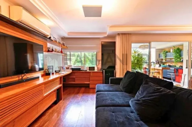 Imagem Apartamento de alto padrão para locação na Indianópolis, São Paulo-SP: 3 quartos, 3 suítes, 3 salas, 4 banheiros, 2 vagas e 164m².