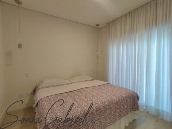 Imagem Imóvel de luxo: Casa em condomínio à venda em Valinhos-SP, Condomínio Zürich Dorf - 4 quartos, 4 suítes, 3 salas, 6 banheiros, 6 vagas, 580m².