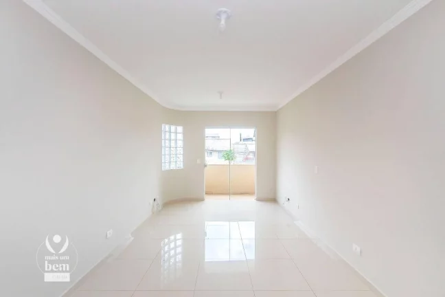 Imagem Sobrado com 4 Quartos, 1 Suite, 3 Vagas, com Lareira e Churrasqueira à venda, 207 m² por R$ 1.200.000,00 - Bom Retiro - Curitiba/PR
