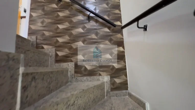 Imagem Casa em Condomínio de Luxo com 3 Quartos e Suíte na Vargem Pequena, Rio de Janeiro-RJ. Aproveite!
