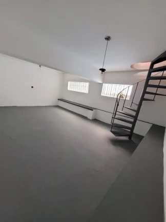 Imagem Sobrado Maravilhoso 229 m² 3 Dormitorios e Cinco Vagas de Garagens