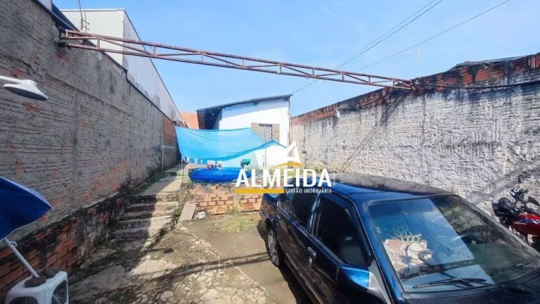 Imagem Casa com 2 dormitórios à venda, 193 m² por R$ 200.000,00 - Parque Universitário - Rio Claro/SP