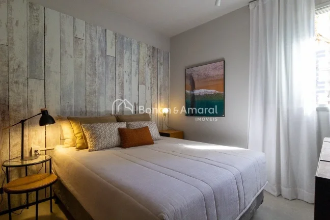 Imagem No coração do Cambuí, descubra este lindo apartamento mobiliado, totalmente reformado e com proje...