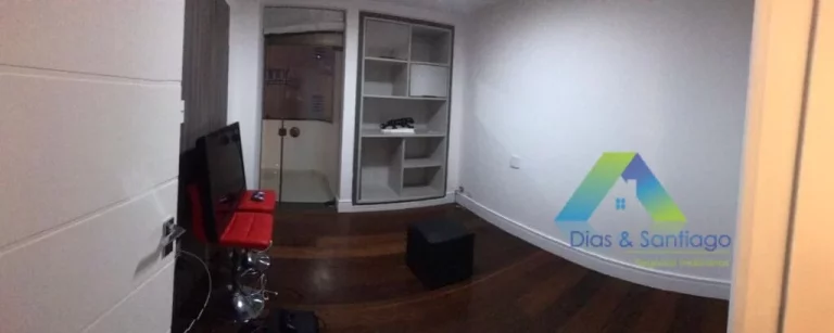 Imagem Apartamento com 4 Quartos e 5 banheiros à Venda, 228 m²