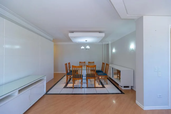 Imagem Apartamento de 3 quartos no bairro Cidade Industrial
