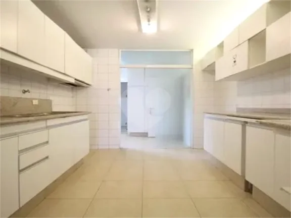 Imagem Apartamento à venda com 3 quartos, sendo 2 suítes, no condomínio Villa Amalfi, São Paulo - SP