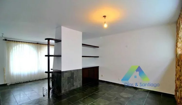 Imagem CASA TÉRREA - EXCELENTE LOCALIZAÇÃO