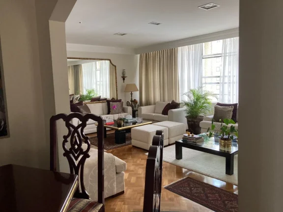 Imagem Apartamento 275 M², 1 por andar, 4Q, 2 Suítes, Ampla sala, 5 banheiro, 4 vagas fixas, depósito, armários, split, próximo metrô, academia, iluminado.