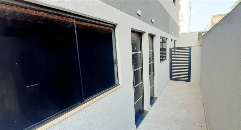 Imagem CASA COM 57.54 m² - AVIAÇÃO - PRAIA GRANDE SP