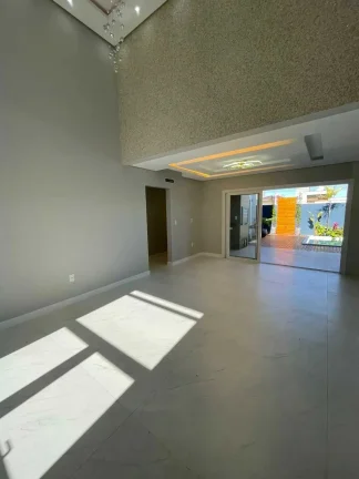 Imagem Casa alto padrão 3 dormitórios sendo 1 suíte e 2 vagas de garagem em Palhoça/SC