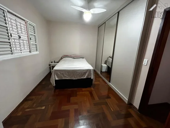Imagem Casa à venda em São José dos Campos, Jardim das Indústrias - 250m²