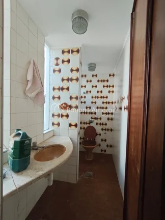 Imagem Casa comercial para locação no Parque Taquaral, Campinas - Casa térrea, 

Recém reformada e adap...