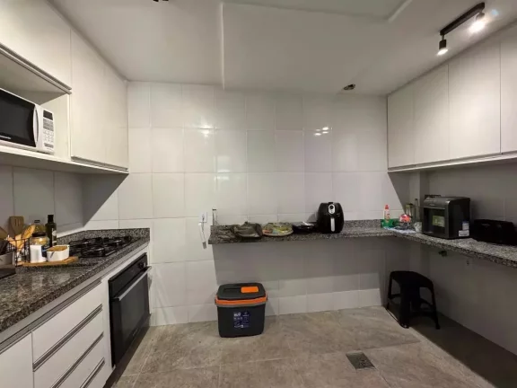 Imagem Casa em Condomínio para Venda em Rio de Janeiro, Brás de Pina, 2 dormitórios, 1 suíte, 4 banheiros, 1 vaga