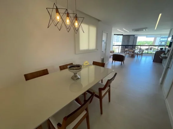 Imagem Mais do que um imóvel à beira-mar, este apartamento foi desenvolvido com tecnologias de ponta, con...
