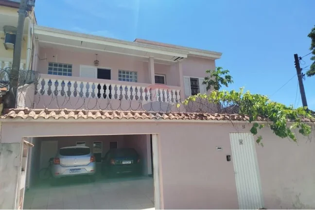 Imagem Casa na Vila Jardini com 4 Quartos, Piscina e Jardim em Sorocaba