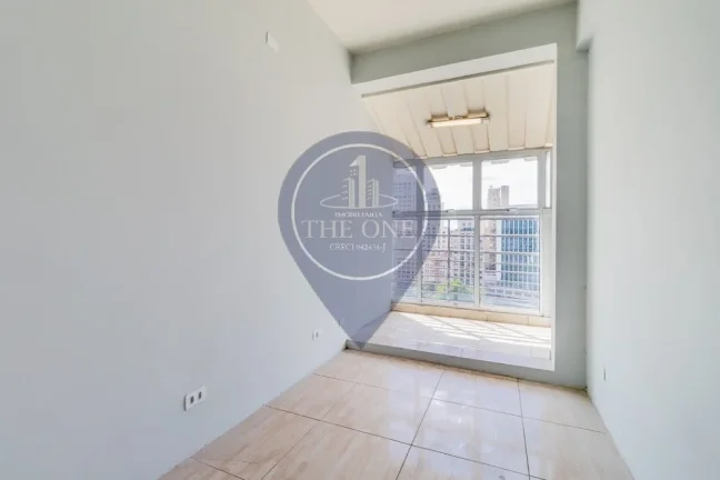 Imagem Excelente Oportunidade: Conjunto Comercial à Venda em São Paulo-SP, Bairro República - 1 Sala, 1 Banheiro, 36m² de Área
