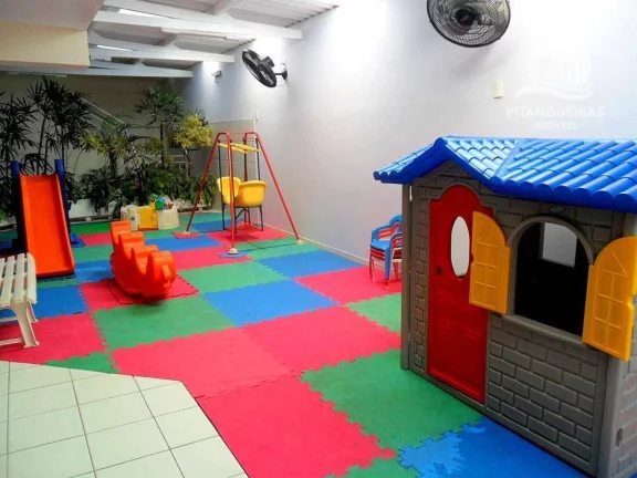 Imagem PITANGUEIRAS- UMA QUADRA DO MAR , LOCALIZAÇÃO ESPETACULAR , 02 VAGAS DE GARAGEM NO PRÉDIO.