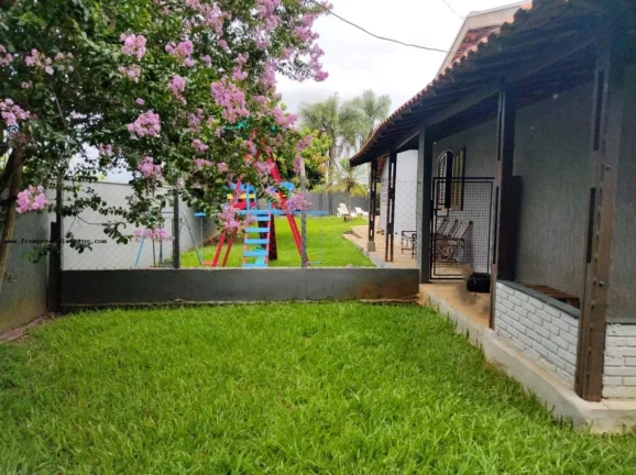 Imagem Chácara Condomínio para Venda em Limeira, Jardim Residencial Alto do Flamboyant, 3 dormitórios, 2 banheiros, 5 vagas