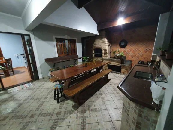 Imagem Sobrado á Venda- Frente ao Mar - Peruíbe/SP