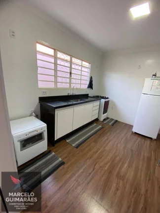 Casa à Venda 

 Parque Vista Alegre 3 Dormitórios sendo 1 suíte