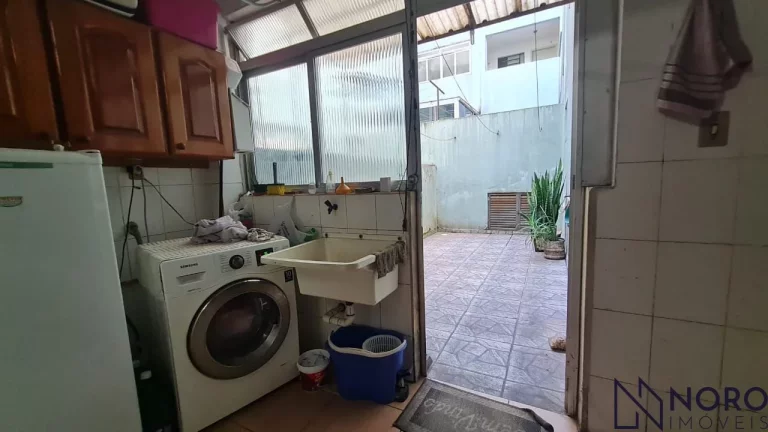 Imagem Apartamento amplo de 3 Dormitórios com terraço e garagem no Bairro Nossa Senhor