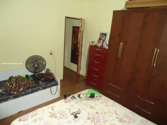 Imagem Casa para Venda em Limeira, Jardim Lagoa Nova, 4 dormitórios, 2 banheiros, 2 vagas