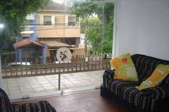 Imagem SOBRADO DE ESQUINA DISPONÍVEL PARA LOCAÇÃO NO GONZAGA EM SANTOS.