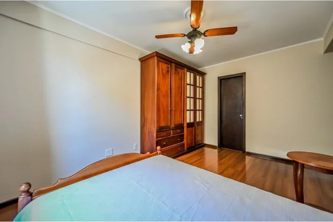Imagem Apartamento com 3 Quartos à Venda, 112 m² em Rio Branco - Porto Alegre