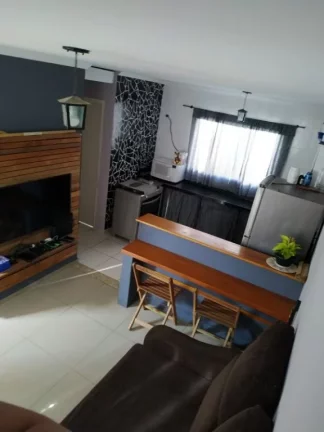 Imagem Sobrado com 2 dormitórios à venda, 59 m² por R$ 310.000,00 - Vila Colorado - Suzano/SP