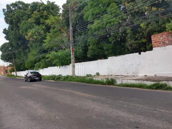 Imagem Terreno de esquina à venda, 2.016,22 m² por R$ 2.500.000,00 - São Cristóvão - Teresina/PI