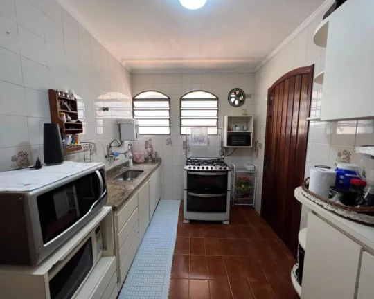 Imagem * SOBRADO NO JD. BONFIGLIOLI C/ 3 DORMS; SUÍTE, 2 VAGAS COBERTAS, CHURRASQUEIRA