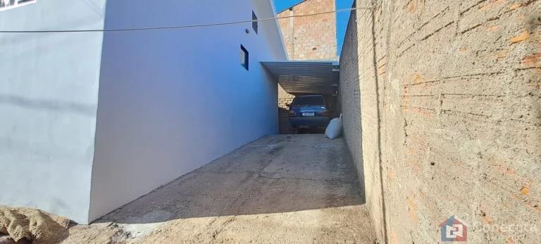 Imagem Casa de esquina à venda no Alto da Bela Vista em Patos de Minas – 3 quartos e terreno extra
