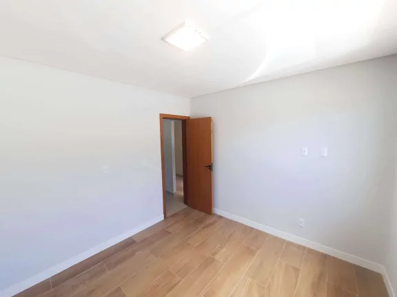 Imagem Casa EXCLUSIVA à Venda 2 Dormitórios(1S), 110 m2, São João do Rio Vermelho/ Florianópolis, SC