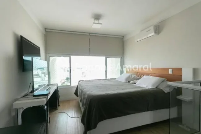 Imagem Apartamento duplex á venda localizado no bairro Cambuí em Campinas.

O imóvel possui 60m², ampla...