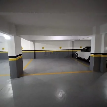 Imagem Apartamento Quadra Mar com 3 dormitórios à venda no Centro de Balneário Camboriú