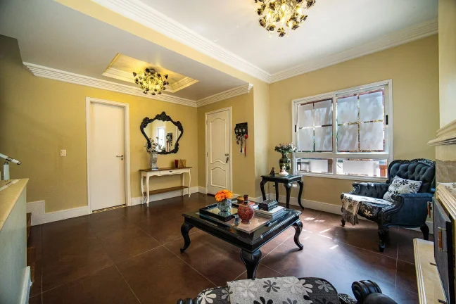 Imagem Casa 4 suítes a venda, 385 m² por R$ 1.980.000 - Granja Viana - Cotia/SP