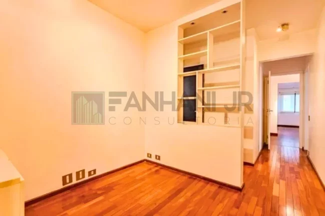 Imagem Apartamento de Luxo na Jardim Europa, São Paulo-SP: 3 quartos, 3 suítes, 3 salas, 5 banheiros, 3 vagas - 225m². Aproveite!