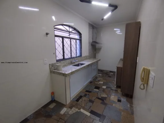 Imagem Casa / Sobrado para Venda em Limeira, Boa Vista, 4 dormitórios, 1 suíte, 3 banheiros, 4 vagas