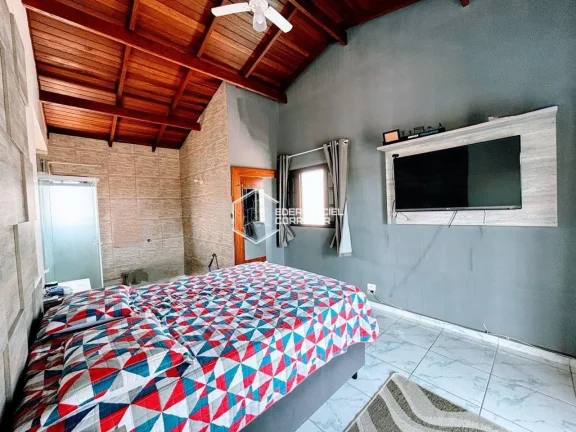Imagem Não perca a chance de adquirir esse imóvel incrível! Casa ampla e moderna, localizada em um bairr...