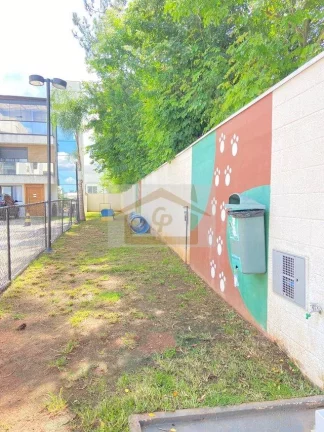Imagem Triplex Encantador, 4 quartos sendo 2 suítes, excelente espaço para a área gourmet!