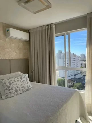Imagem Apartamento 3 dormitórios e 2 vagas de garagem na Vila Operária em Itajaí