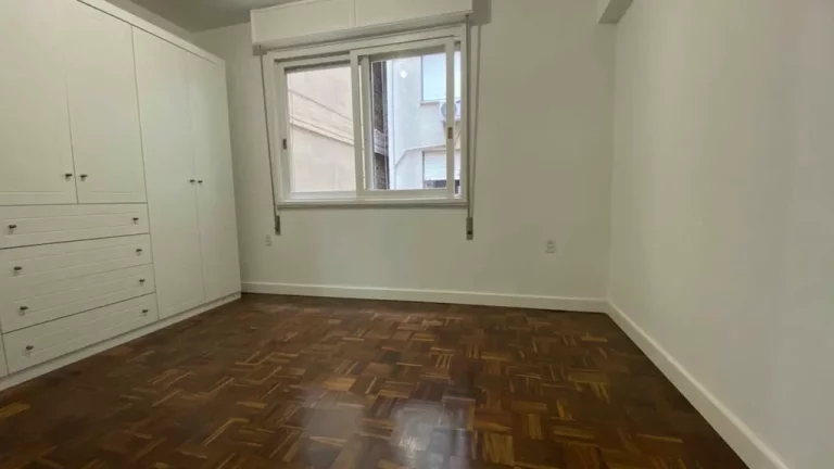 Imagem Apartamento à venda em Porto Alegre, Centro Histórico, com 2 quartos, 61m2