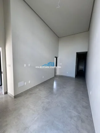 Imagem Casa para Venda em Feira de Santana, SIM, 3 dormitórios, 1 suíte, 1 banheiro, 2 vagas