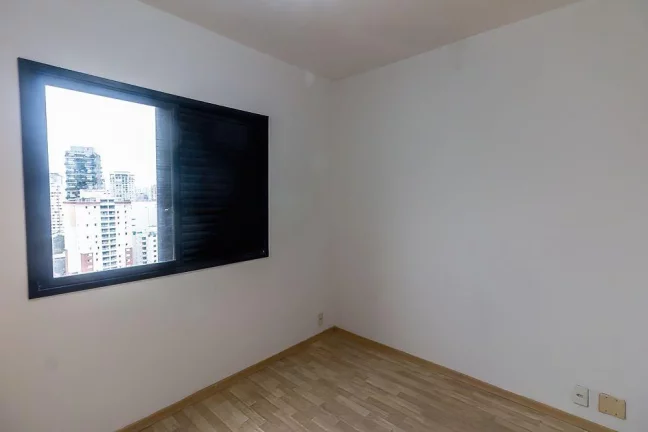 Imagem Grande oportunidade no Itaim, 60m², 2 vagas, preço de ocasião!