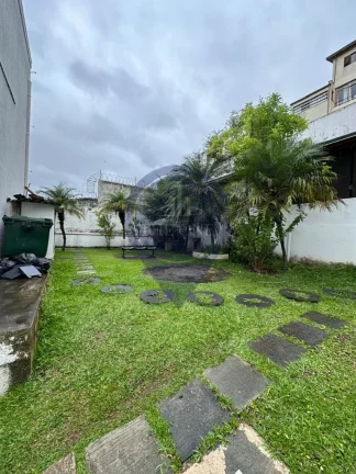 Imagem Conjunto Comercial de Alto Padrão no Sumaré, São Paulo - Locação com 11 salas, 11 banheiros e 12 vagas de garagem!
