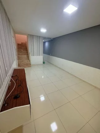 Imagem Sobrado - Jd. Atalaia - Cotia-SP.