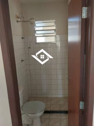 Imagem Alugo apartamento no Condomínio Toulon