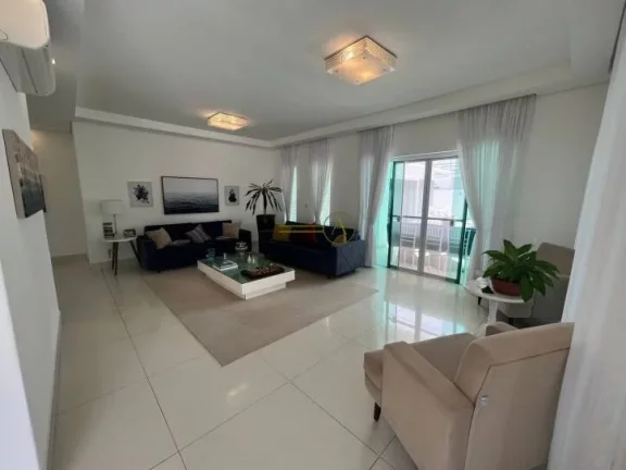 Imagem Triplex luxuoso de alto padrão Condomínio Bougainville I - Peruíbe/SP