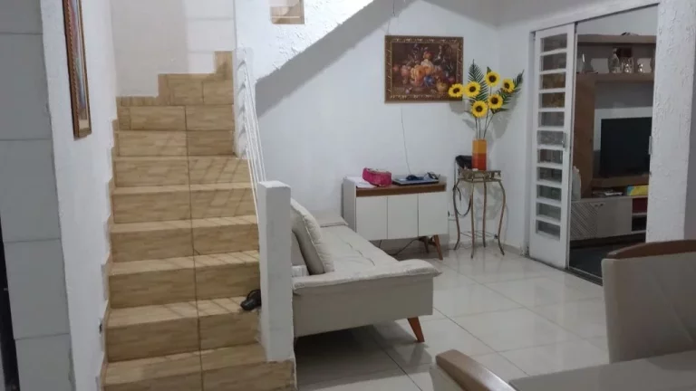 Imagem Sobrado com 2 dormitórios à venda, 150 m² por R$ 495.000,00 - Jardim Quaresmeira II - Suzano/SP